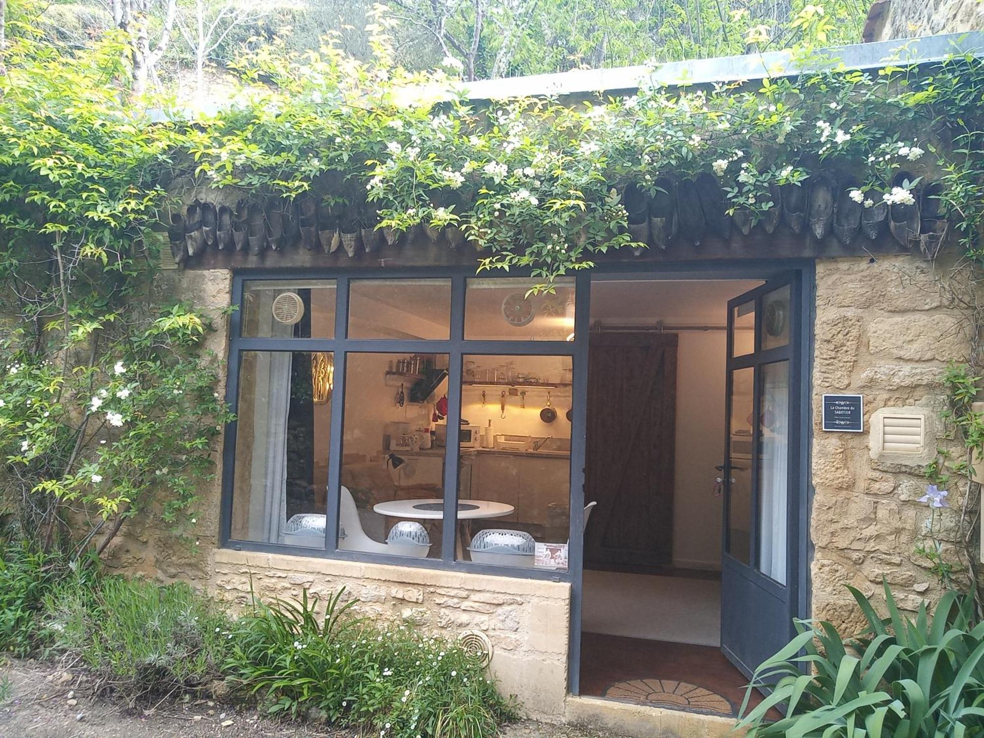 Chambre Du Sabotier - Studio Troglodytique - A 100 M Baignade En Riviere - Location De Canoe - Circuits Cyclo - Aire De Pique-Nique - 3 Restaurants Castelnaud La Chapelle Kültér fotó