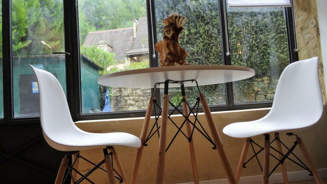 Chambre Du Sabotier - Studio Troglodytique - A 100 M Baignade En Riviere - Location De Canoe - Circuits Cyclo - Aire De Pique-Nique - 3 Restaurants Castelnaud La Chapelle Kültér fotó